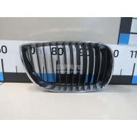 Решетка радиатора правая BMW 1-serie E87/E81 (2004 - 2011) 51137077130