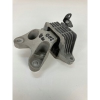 Insignia b 2.0 cdti лапа подушка кпп 84254937