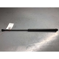 Амортизатор капота Audi A4 B5 1999 8L0823359