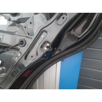 Замок двери задней правой Mercedes ML W164 2006 A1647302635