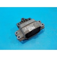 Опора двигателя (подушка) левая VOLKSWAGEN Passat B7 2011-2015 1K0199555AT