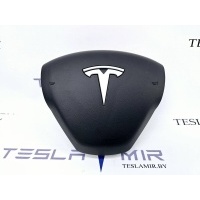 Подушка безопасности водителя Tesla Model 3 2021 1626618,6002188
