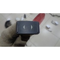 Кнопка стеклоподъемника Ford Focus 2 2004-2008 2005 1223141