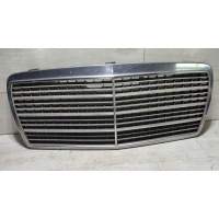 Решетка радиатора мерседес w124