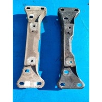 Лапа опора кпп bmw e39 2.3 2.5 2.8 1092476
