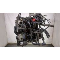 Двигатель (ДВС) Opel Vivaro 2001-2014 2006