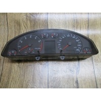 Спидометр часы audi a6 c5 2.4 4b0919881ax 351tyśkm