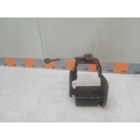 Кронштейн Mitsubishi Pajero, Montero 3, V75W 2001 MR515065