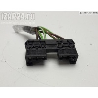 Разъем (фишка) проводки Skoda Octavia mk1 (A4) 2003 8l0972974