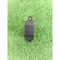 Кнопка стеклоподъемника Nissan March AK12 2002 25411AX01A