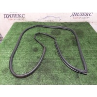 уплотнитель двери Mercedes Benz W211 E-Klasse 2002-2009 2002 2117300178