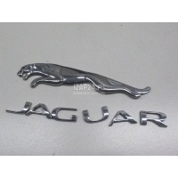 Эмблема на крышку багажника Jaguar XE 2015 T4N7586