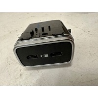 вход usb ladowarka мерседес w167 a1678205201