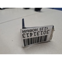 Кронштейн панели радиатора центральный Toyota Auris E15 2006-2012 5208512010