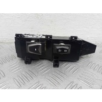 Кнопка стеклоподъемника Hyundai Grand Santa Fe III (DM) 2012 - 2016 2013 935754Z000,