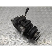 Компрессор кондиционера Volkswagen Touareg 2005 7H0820805E