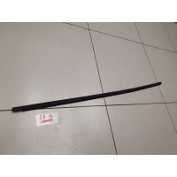 Молдинг стекла передней правой двери Volkswagen Golf 7 2012-2020 5G3837480B