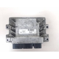 Блок управления двигателем Renault Renault Logan (2) 2014> 237104779R