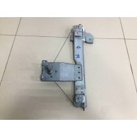 Стеклоподъемник механ. задний правый Renault Renault Duster 2012> 827208112R