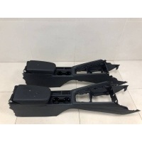Консоль центральная Skoda Skoda Octavia A8 2019> 5E4863241A