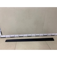 Молдинг передней правой двери Lada Lada Vesta SW Cross 2017> 8450031024