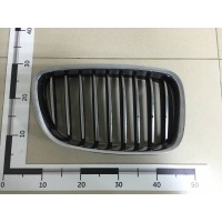 Решетка радиатора правая BMW BMW 5-Series F11/F07 2009-2016 51137200170, 51137200168
