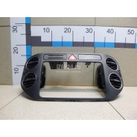Рамка магнитолы VAG Golf Plus (2005 - 2014) 5M0858069NVAL