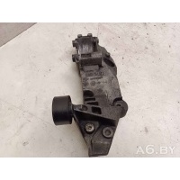Кронштейн генератора Renault Megane 2 2006 8200527320