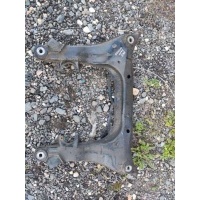 Балка подвески передняя (подрамник) Volkswagen Passat B5 1998