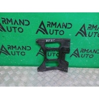 кронштейн замка капота Mercedes V-Class W447 2014-нв A4478801003