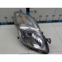 Фара правая Toyota Yaris (2005 - 2011) 811300D350