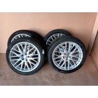 колёса 19 дюймовый audi a6 c7 шины pirelli pzero 255 / 40r19 колёсные диски 4g9601025k 28km