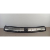 Облицовка задней панели (багажника) BMW X1 F48 2017 51477413689