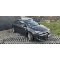 Opel astra j active