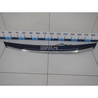 Накладка двери багажника Land Rover Freelander 2 (2007 - 2014) LR040786