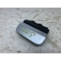 заглушка бампера Mercedes-Benz C W205 2014 A2058850256