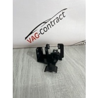 Кронштейн Skoda Octavia A7 2013 5Q0971890D