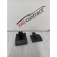 Скоба крепёжная Volkswagen Passat B6 2008 3C0857117
