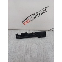 Накладка двери Audi A6 C6 2010 4F0857680
