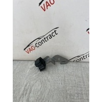 Кронштейн Volkswagen Golf MK6 2009 06A971502F