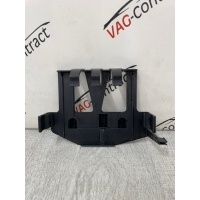 Кронштейн блока управления подвеской Volkswagen Touareg 1 рест 2008 7L0927131C