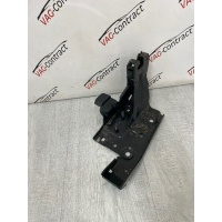 Кронштейн ремня безопасности Volkswagen Touareg 1 рест 2008 7L0886185E