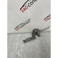 Крепление тормозного шланга Volkswagen Passat B7 2012 3C0611841A