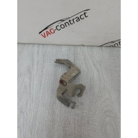 Крепление тормозного шланга Volkswagen Golf 6 2010 1K0611841F