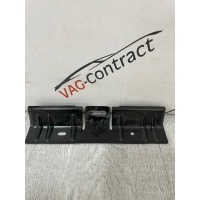 Кронштейн обшивки стойки Volkswagen Passat B6 2007 3C0867737C