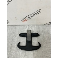 Крючок в багажник Volkswagen Passat B6 2007 6Y5867615B41