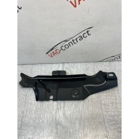 Кронштейн подушки безопасности Audi Q7 2007 4L0880755