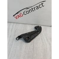 Кронштейн Volkswagen Jetta 5 2005 03G103945A