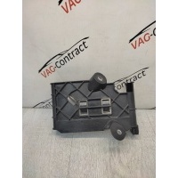 Кронштейн блока управления двигателем Skoda Octavia A7 2014 5Q0906507C