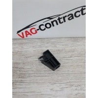 Зажим Volkswagen Polo 2012 1K0721491